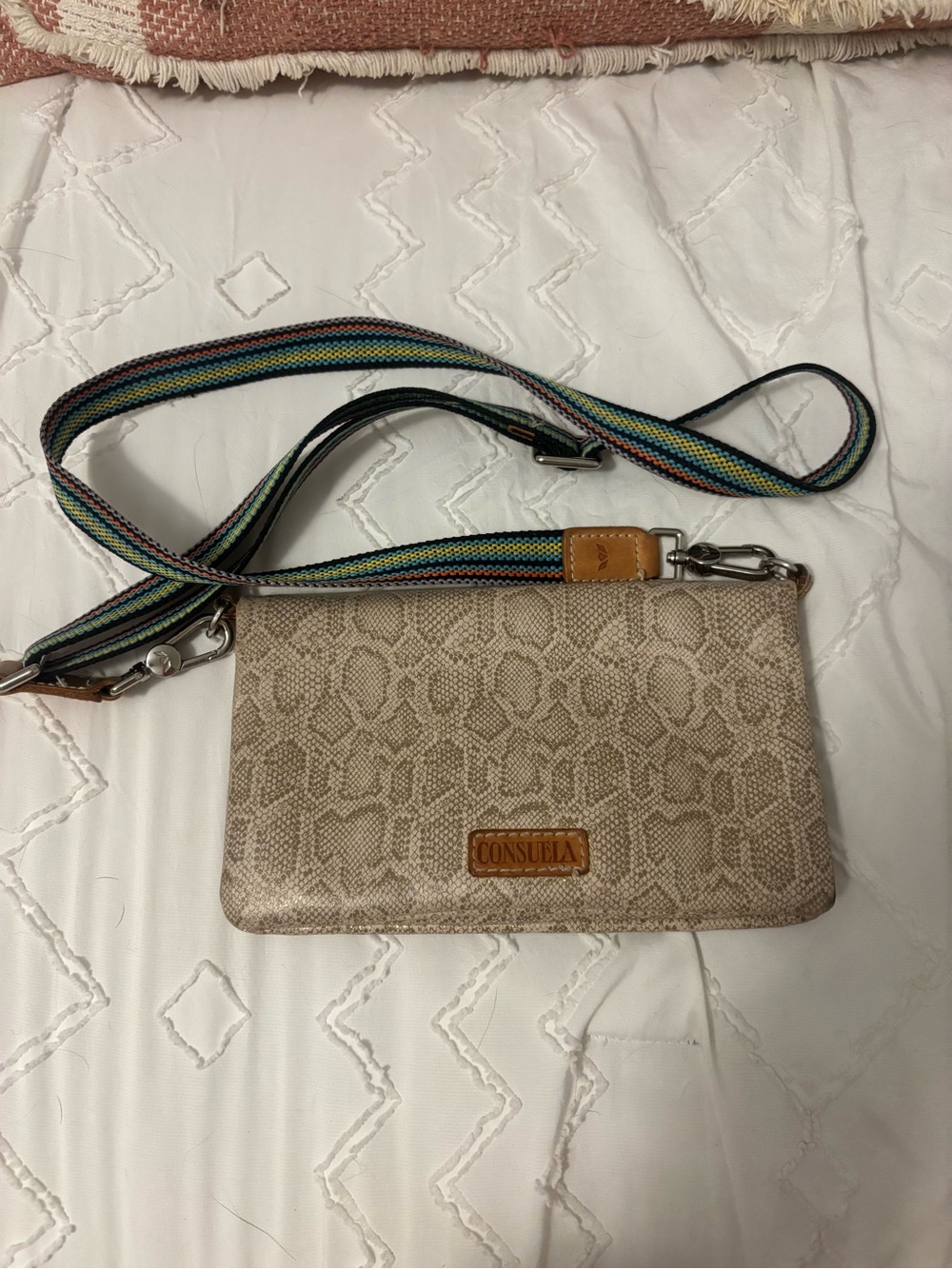Consuela Wallet/crossbody